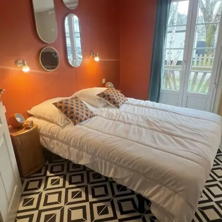Mobil Avec Jacuzzi Et Terrasse - 4 Pers. - Api-1-52-2022