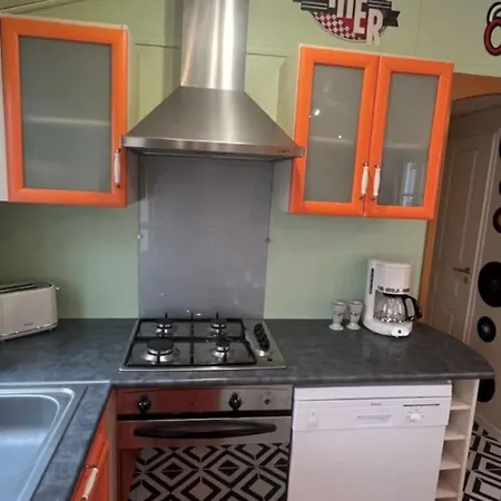 Mobil Avec Jacuzzi Et Terrasse - 4 Pers. - Api-1-52-2022 *