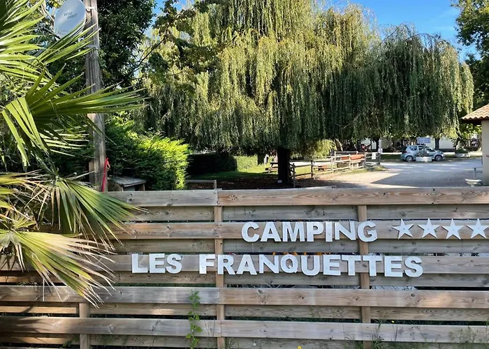 Mobil Avec Jacuzzi Et Terrasse - 4 Pers. - Api-1-52-2022 Campsite Grayan-et-l'Hopital