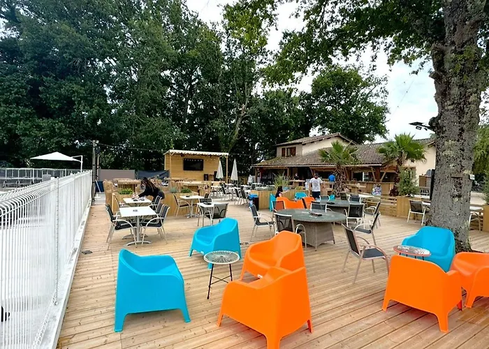 Campsite Mobil Avec Jacuzzi Et Terrasse - 4 Pers. - Api-1-52-2022